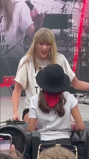 These 22 Eras Tour Hat Moments SHOCKED Swifties Worldwide #erastour #taylorswift #shorts