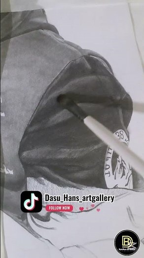 How to drawing realistic clothing Folds in SECONDS! ☺️❤️ | ‪@DasuHans‬ #art #artwork #shorts