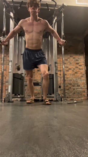 This exercise is fantastic for pec development (Jan 2023) | Maxwcooper