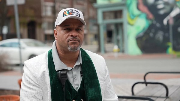 Meet the man connecting Richmonders to the resources they need