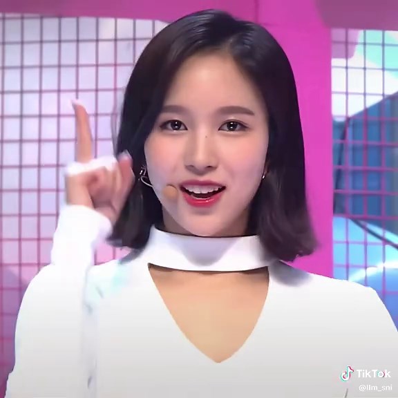 オルチャン時代のTWICE：可愛すぎるアイドル