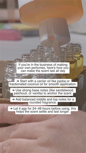 Want your perfume oils to smell amazing and last all day? It all comes down to how you blend and layer your ingredients. Here’s how to make perfume oils with a long-lasting scent: ➔ Start with a carrier oil like jojoba or fractionated coconut oil for smooth application. ➔ Use strong base notes (like sandalwood, patchouli, or vanilla) to anchor the scent. ➔ Add balanced middle and top notes for a rounded fragrance. ➔ Let it age for 24–48 hours before using — this helps the scent settle and last l
