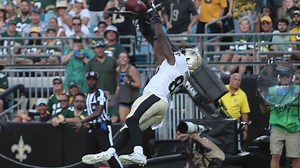 Juwan Johnson adjusts on Jameis Winston's 4th TD pass | Saints-Packers Highlights