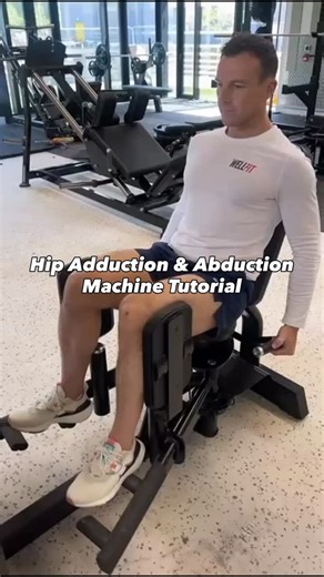 Hip Abduction & Adduction Machine - Set Up & How To Use It Muscle target - inner and outer hip & thighs When setting up this machine, you’ll need to adjust the foot rest & leg pads. As the machine can be used for two different exercises the set up is different for each. The pads swivel and the foot rest can move in or out. Hip Abduction: 1️⃣ Adjusting the Pad: Pull/push the pin/knob/lever and move the foot rest and pads to your desired position. Your legs should be inside the pads and close toge