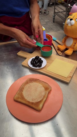 Ladybug melted delight sandwich