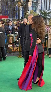 #salmahayek #bhfyp #queen #marvel #arianagrande #actress #selenagomez #kyliejenner #avengers #kimkardashian #rihanna #kendalljenner #demilovato #katyperry #tomholland #selenator #blackwidow #kourtneykardashian #emmawatson #ninadobrev #scarlettjohansson | Salma Hayek Fans