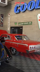 This 1962 Chevrolet Impala SS 2 door hardtop is finished in Red. It...