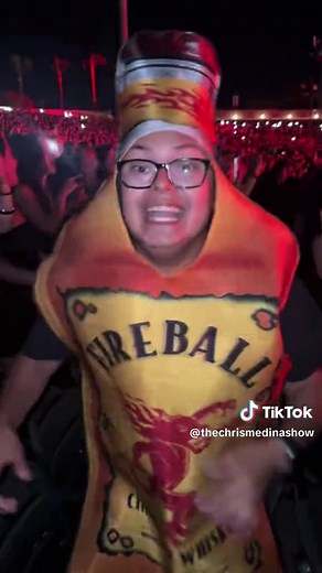 Fireball Pitbull Concert Moments — San Diego Fan Recap