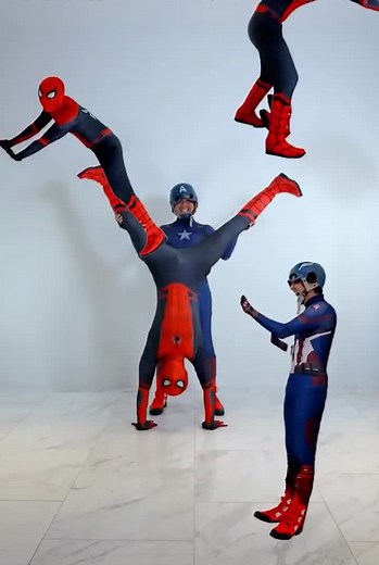 Spider-Man and Captain America Acrobatic Stunts Show