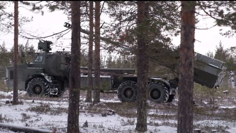 Swedish artillery crews conduct Archer live-fire in Finland