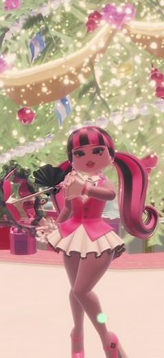 Creating Draculaura from Monster High in Royale High