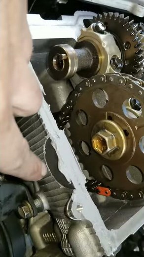 How to replace a 99 Toyota Tacoma 2.7 valve cover replacement