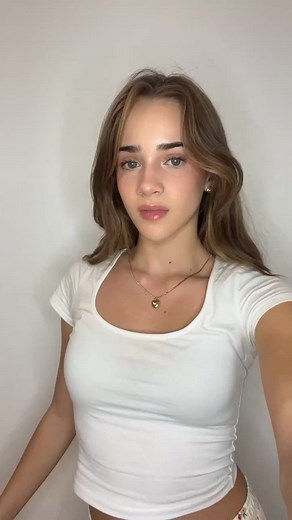 It's Sandy 13 on Reels