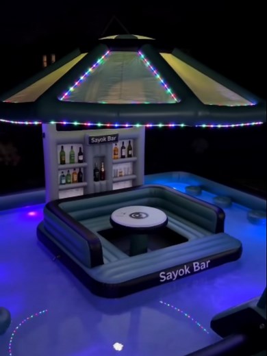 Super Cool Inflatable Pool Bar for Summer Fun