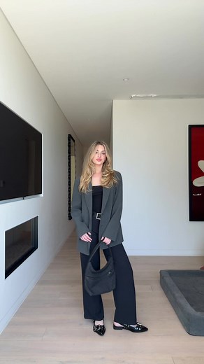 Stylish Grey Blazer Outfit Ideas for Women