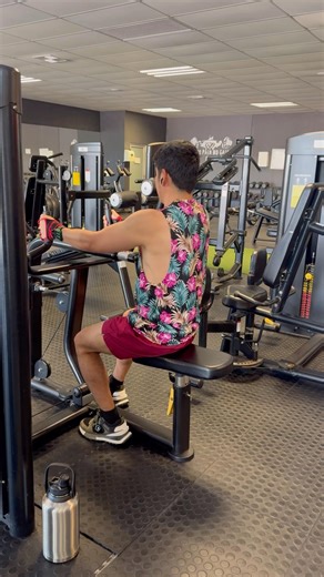 Seated Row Machine #workout #gym #fitness #gymmotivation #fitnessmotivation