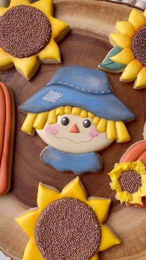 301 reactions · 13 comments | Details matter! Using edible food pens...