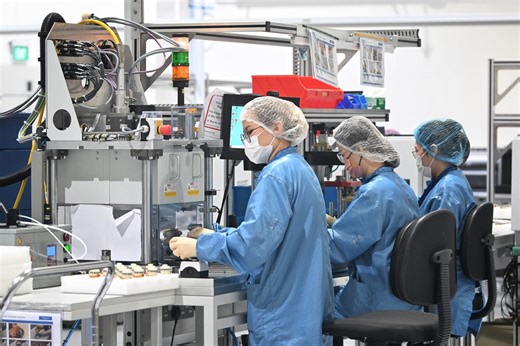 Singapore to tap advanced manufacturing, AI under strategic review