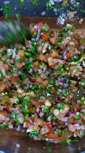 Authentic Homemade Mexican Pico de Gallo Easy Short Salsa Recipe. QToday I am making an easy and delicious Mexican style Pico de Gallo. It is super simple to make. PICO DE GALLO INGREDIENTS: ► 3 roma tomatoes ► 1/2 of red onion ► 1 chile serrano ► Bunch of cilantro ► 2 limes ► Salt to taste #healthyrecipes #healthycooking #healthy #easyrecipes #easymeals #receta #recetafacil #easyrecipe #foodie #cooking #reels #food #homemade #delicious #parati #foryou #foryoupage #mexican #comfortfood #salsa #c