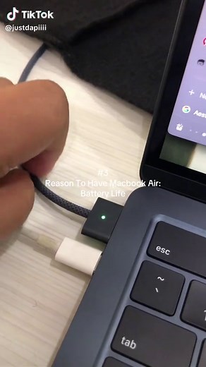 Incredible Battery Life of MacBook Air M2