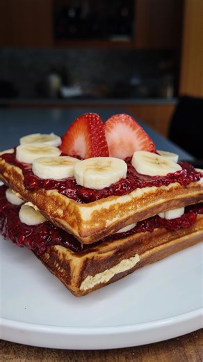 Kate on Instagram: "Post-workout👉KICKASS WAFFLES. I’m great at this, KICKASS EBOOK in my bio. Servings: 1 Protein: 53g, Fat: 12g, Carbs: 37g Calories: 475 These waffles are very satiating and will keep you full for a long time. Note: Makes 1–2 servings. Macros listed are for 1 serving. If you split it in half, you still get a high-protein, balanced post-workout meal—enough to refuel and recover, depending on your goals. That’s the beauty of this recipe: full batch or half, you’re still fueling
