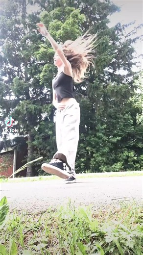 REDRED tanssi😝😝 #dance #kpopdance #kpop #dancer #cortis