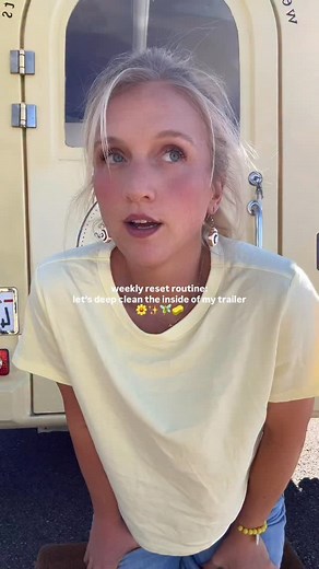 27 comments | “she’s so clean栗…& I give full credit to Rudi's Bakery because that gluten free Sando gave me LIFE!!! The assignment was truly understood you guys (especially all my gf friends here), are going to LOVE these! Such a yummy gluten free snack that’s filled with so much nostalgia it brings me back to my lunch box days 凉!!! You can find GF Sandos near you at your local Giant, HyVee and ShopRite!!✨” @rollinindaisiesbakery | Rudi's Bakery | Facebook