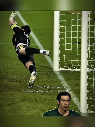 Buffon vs Iker Casillas #buffon #casillas #football #bongda #xyzabc