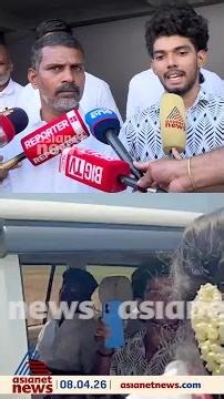 'പണം നല്‍കിയെന്ന് ശോഭ ചേച്ചി ആദ്യം സമ്മതിച്ചിട്ടുണ്ട്, അവര്‍ ബന്ധുവാണെന്നാണ് പറഞ്ഞത്'