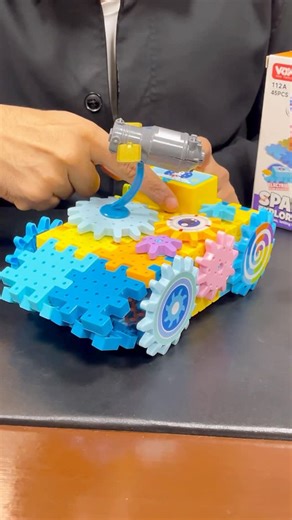 Toy Company on Instagram: "𝟰𝟱𝗣𝗰𝘀 𝗗𝗜𝗬 𝗘𝗹𝗲𝗰𝘁𝗿𝗶𝗰 𝗚𝗲𝗮𝗿 𝗥𝗼𝘁𝗮𝘁𝗶𝗼𝗻 𝗕𝘂𝗶𝗹𝗱𝗶𝗻𝗴 𝗕𝗹𝗼𝗰𝗸𝘀 Build, rotate, and explore the basics of engineering with hands-on fun. Perfect for curious minds and future innovators! 🚀🧠 𝗦𝗵𝗼𝗽 𝗡𝗼𝘄: https://www.toycompany.pk/collections/building-blocks . . . . #DIYToys #STEMToys #EducationalToys #BuildingBlocks #GearRotation #ElectricBlocks #KidsLearning #toycompanypk"