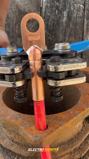 Satisfying copper cable crimping 🛠️🔋