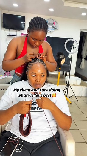 I braid she knit 🧶 🥰🥰 | Jenny Thestylist