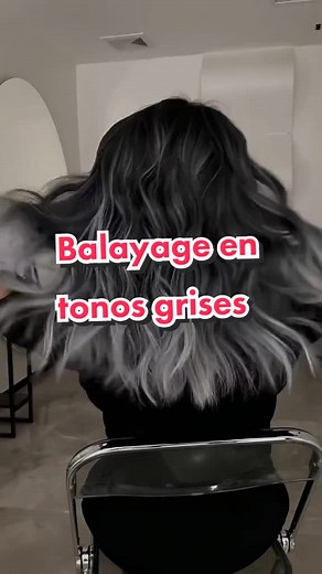Balayage en tonos grises: Transformación de look con estilo único
