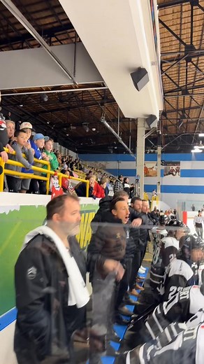 723K views · 9.6K reactions | Bench boss looking good  | High Button Sports | Facebook