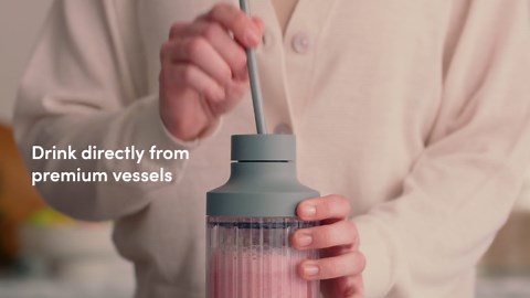 The Beast Mini® Blender | Personal Countertop Blender for Smoothies, Shakes, Food Prep, Frozen Fruits & Veggies, Sauces & Dips | Portable Bottle, Straw Cap and Straws | 600W Motor (Carbon Black)