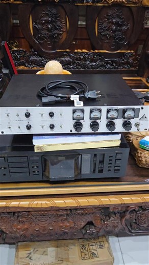 BEHRINGER T1953...4VU.... Đặt vào hệ thống Thu | Trịnh Phương-saigon
