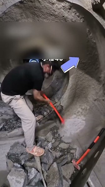 What does a cement cart look like from inside?