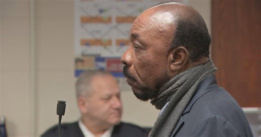 Boston dentist accused of practicing without a license charged with using patient's credit card