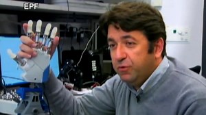 Bionic Hand Gives Man Sense of Touch