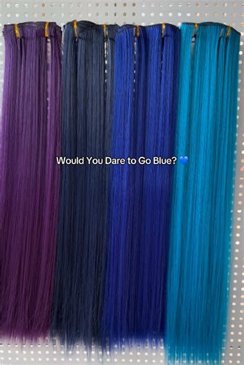 Our 24-inch, 6-piece clip-ins provides a professional, damage-free transformation in minutes.#clipins #clipinhairextensions #hairextensions #bluehair #bluehairedgirl
