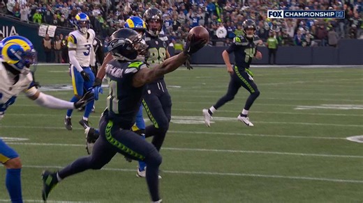 Can't-Miss Play: One-handed catch alert! Smith-Njigba shows magnetic grip vs. Rams