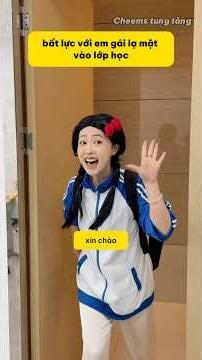 Khi lớp học có gái lạ