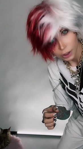 Happy Pride Month! 🌈👠💅You’re beautiful the way you are! Be proud of yourself! 🖤 #todoroki #shototodoroki #lgbt #pride #myheroacademia #foryoupage #fypシ #todorokicosplay