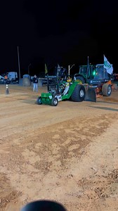 Clutch?? #minirod #tractorpulling | Mini Rod Pullers