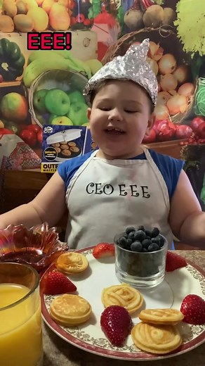 Wafflewow's Hilarious Alien Waffle Recipe