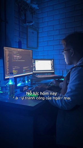 Vậy là những ngày tháng fix bug đã trôi qua cuối cùng mình đã tốt nghiệp rồi mn ạ. Cảm ơn mọi người rất nhiều đã ủng hộ HoangIT trong thời gian qua #laptrinhweb #hoangit #laptrinh #developer #haui #xuhuong2023