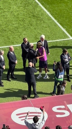 Exclusive: Joan Laporta hug Lamine Yamal after training session in their return Spotify Camp Nou 💙❤️ | FC Barcelona Fans Club