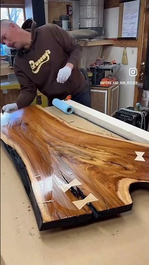 Watch how easy it is to apply Osmo finishing oil to your project