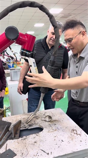 industrial Robot #WeldingRobot #robot #robotfactory#Programming-free spraying robot#Six-axis robot