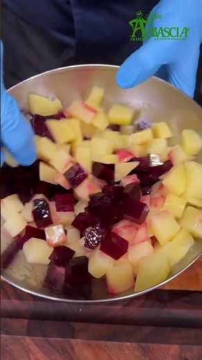 Insalata di Barbabietole e Patate con Pomodorini | #ricettafacile #insalata #cucinafacile